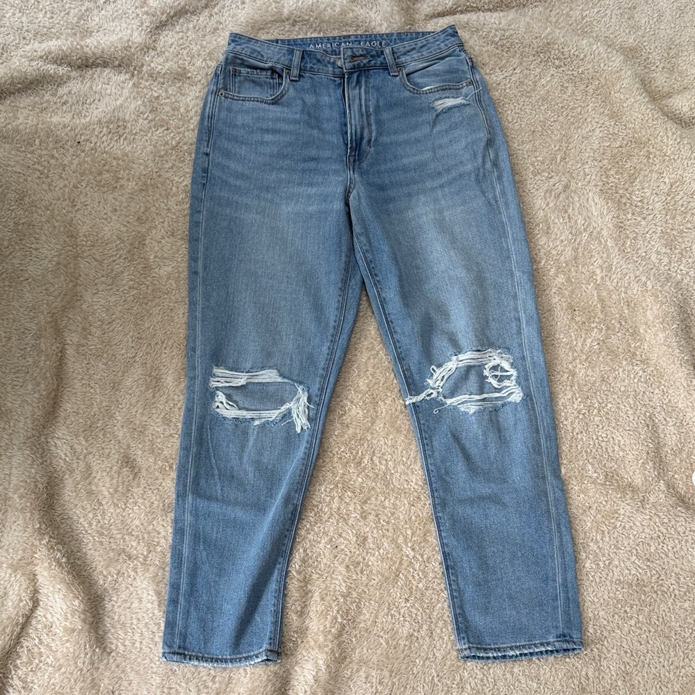 American Eagle Mom Jeans